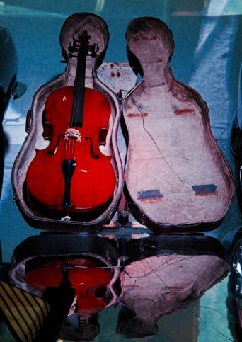 Cello_Case_Sled_(The_Living_Daylights)_National_Motor_Museum,_Beaulieu (1).jpg